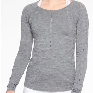 Athleta long sleeve foothill shirt